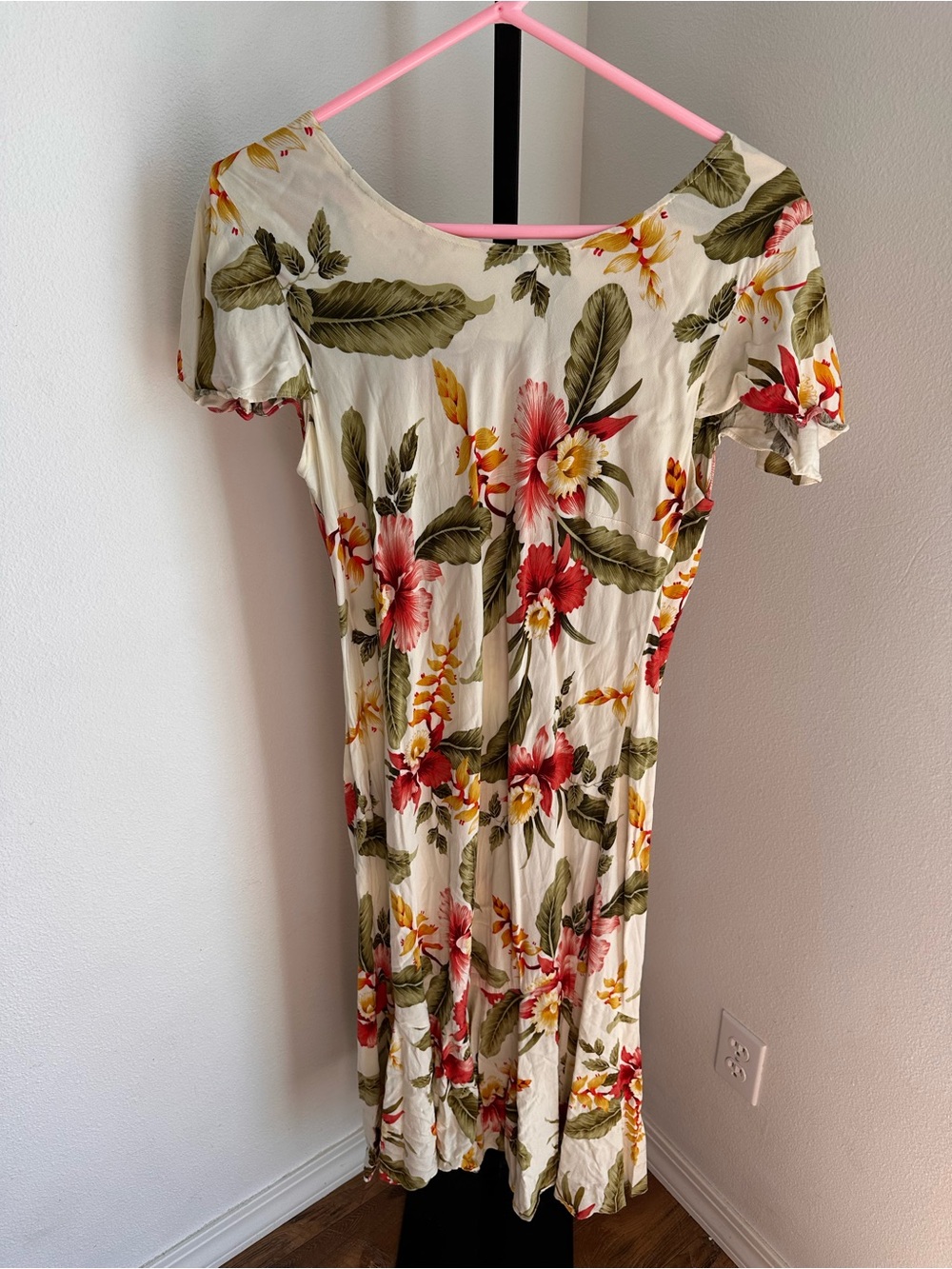 Two palms Hawaii dress size large